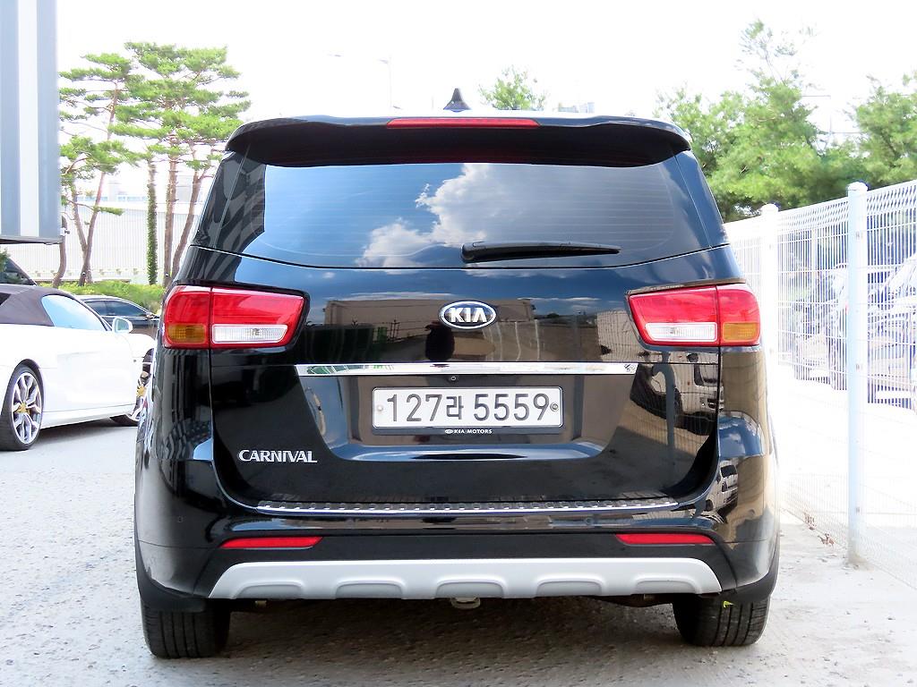 2016 - kia carnival