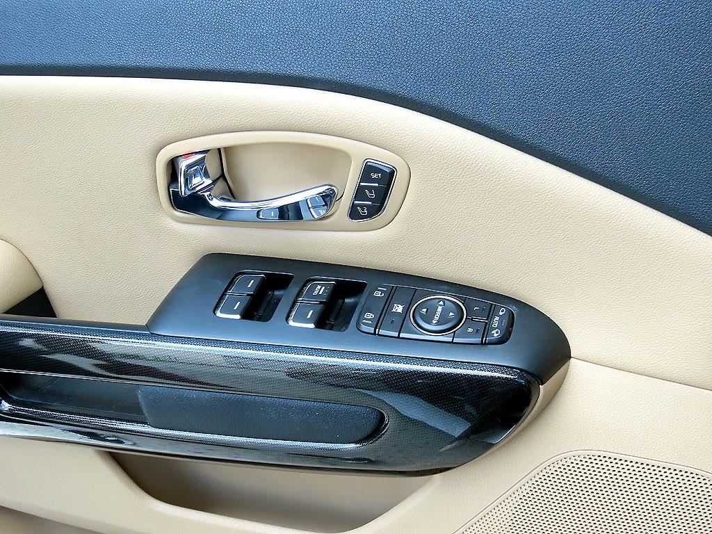 2016 - kia carnival