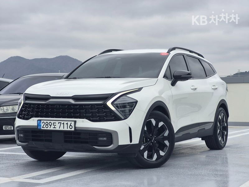 2023 - kia sportage