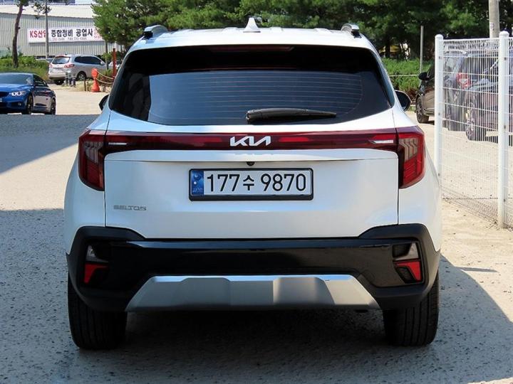 Kia Seltos SP2 1.6 T-GDI 2WD Signature Gravity — фото 4
