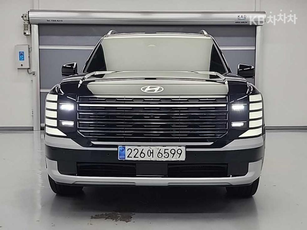 2025 Hyundai Used Car photo