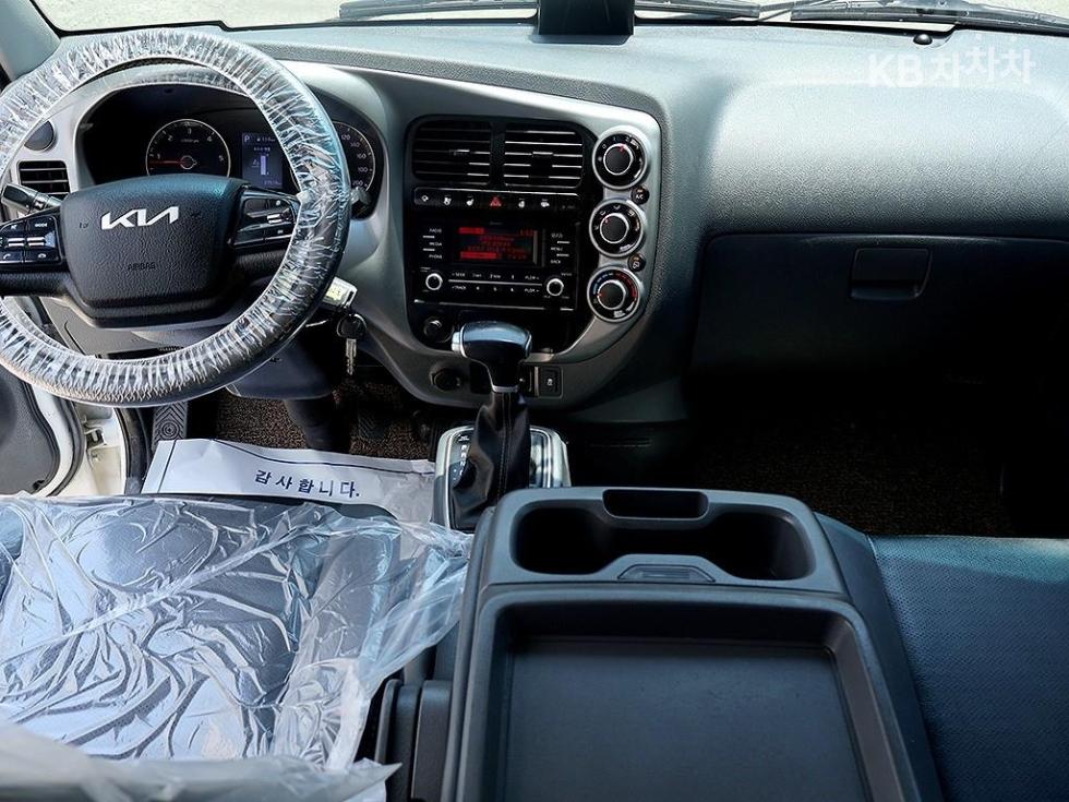 2023 - kia bongo iii