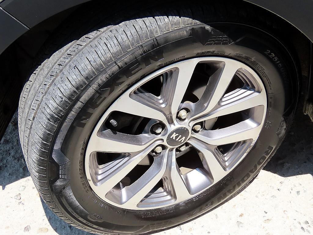 2014 - kia sportage