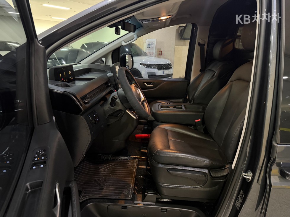 Hyundai Staria — miniaturë 6