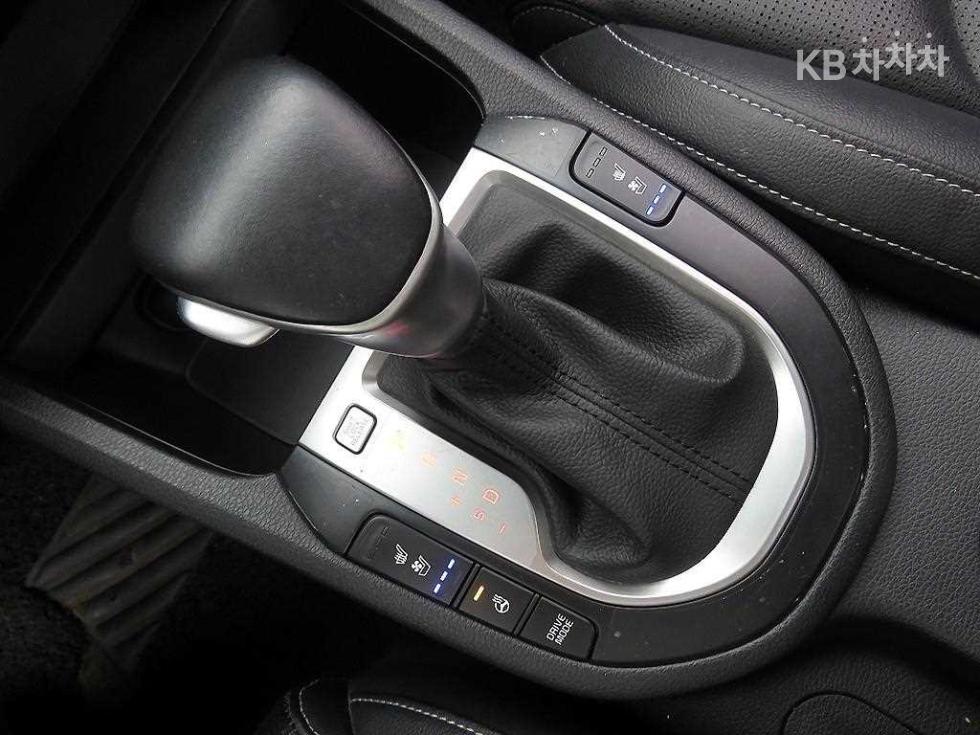 2021 - kia k3