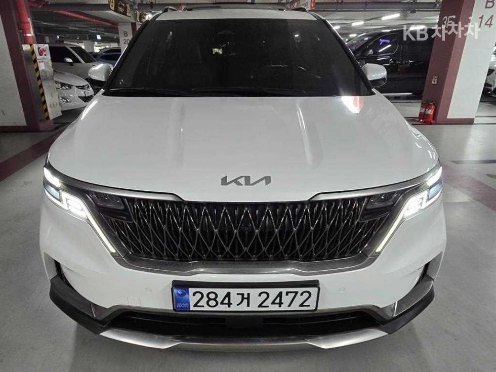 2022 - kia carnival
