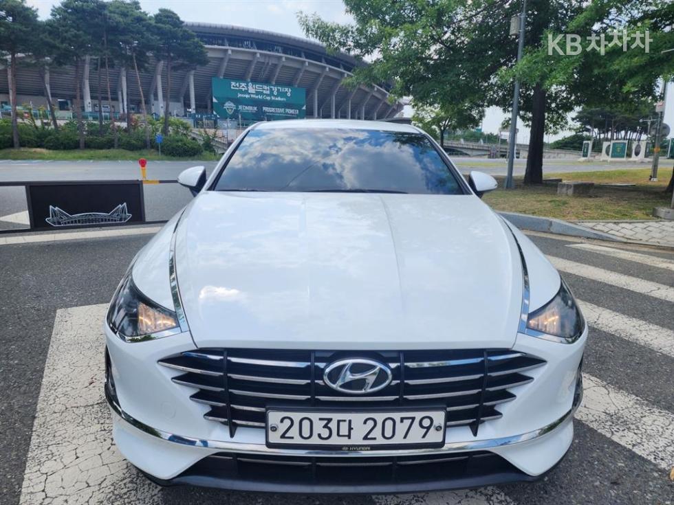Hyundai Sonata 2.0 LPG 렌터카 — foto 1