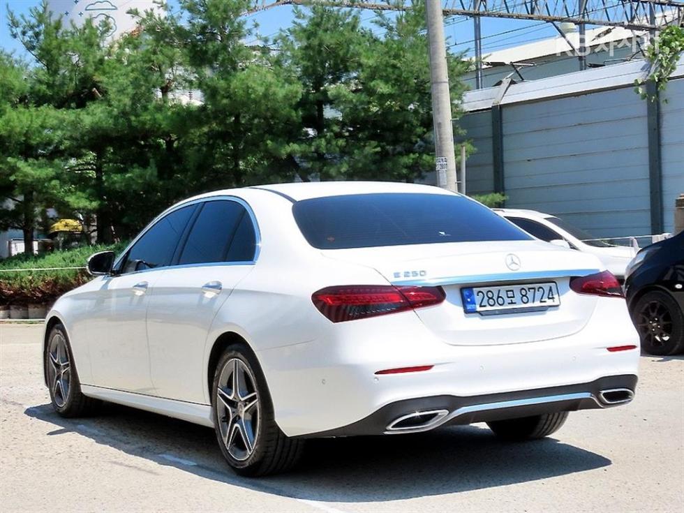 2022 Mercedes-Benz E (W213) photo