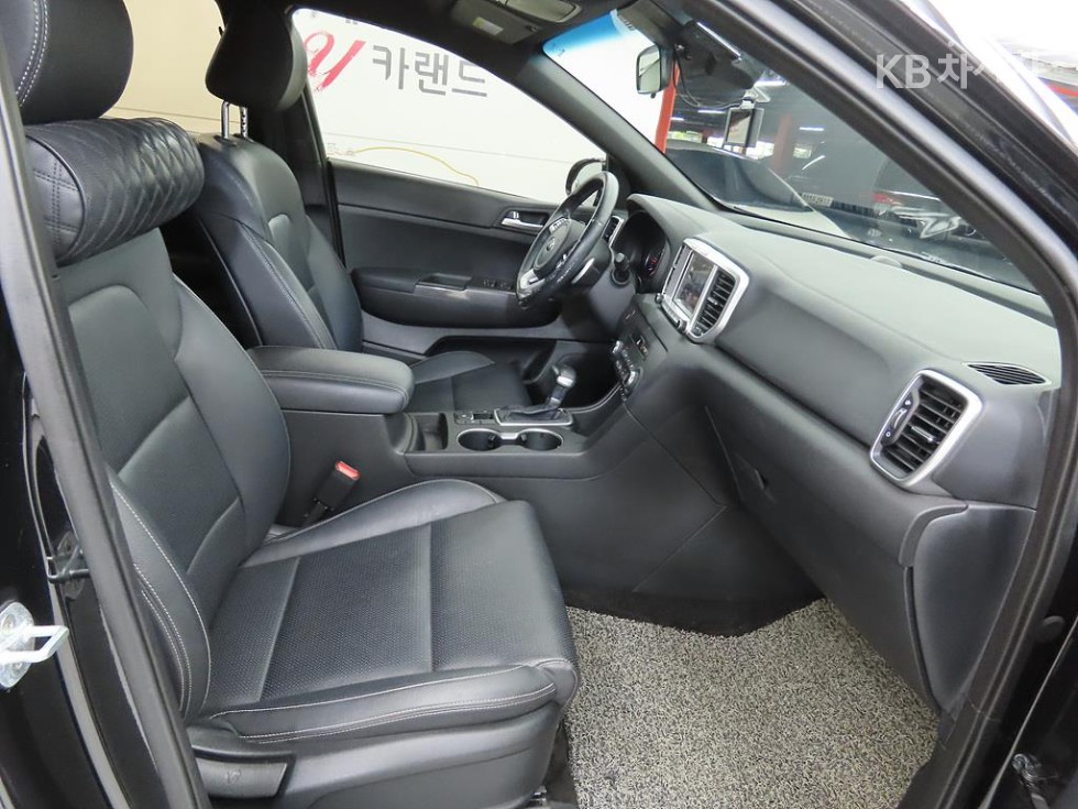 2019 - kia sportage