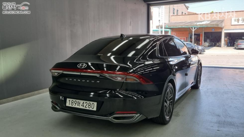 Hyundai Grandeur — miniaturë 2
