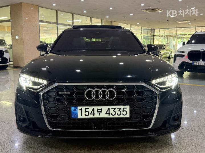 Audi A8 D5 55 TFSI Quattro LWB — фото 2