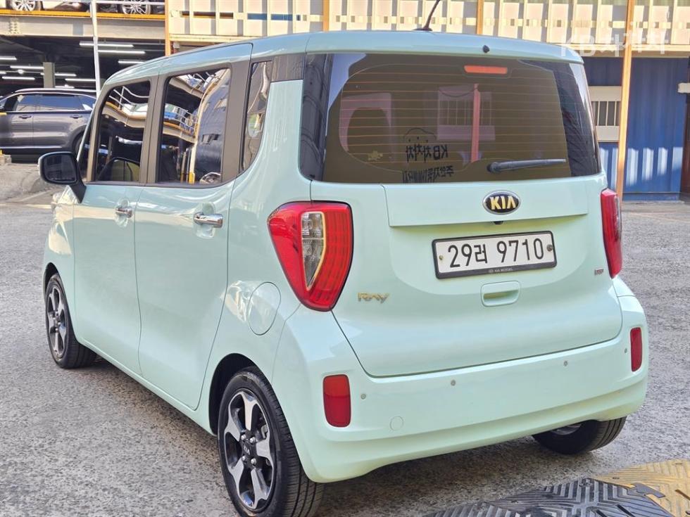 2014 - kia ray