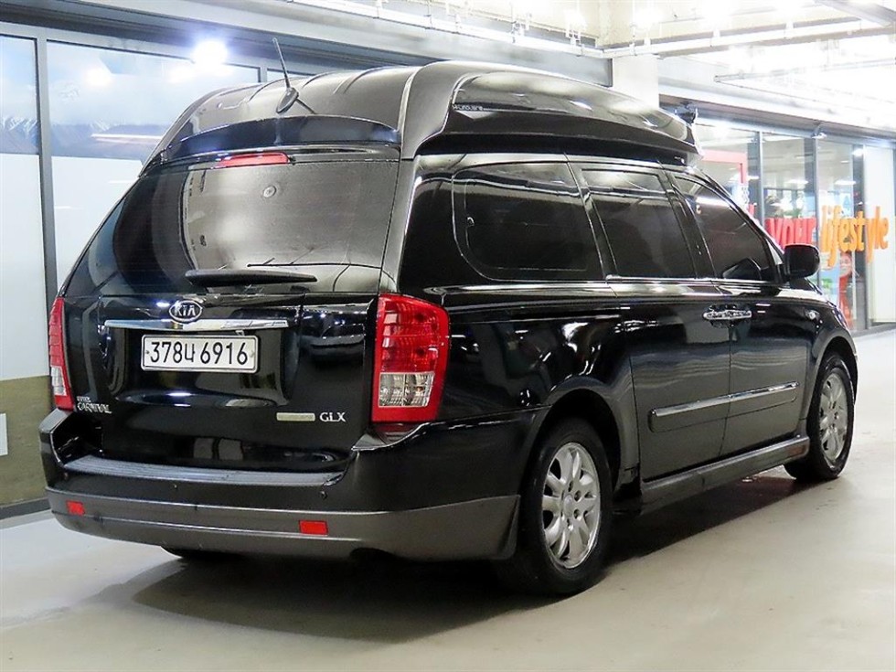 2010 - kia grand carnival