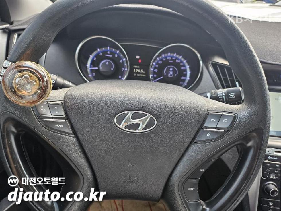 Hyundai Sonata — miniaturë 8