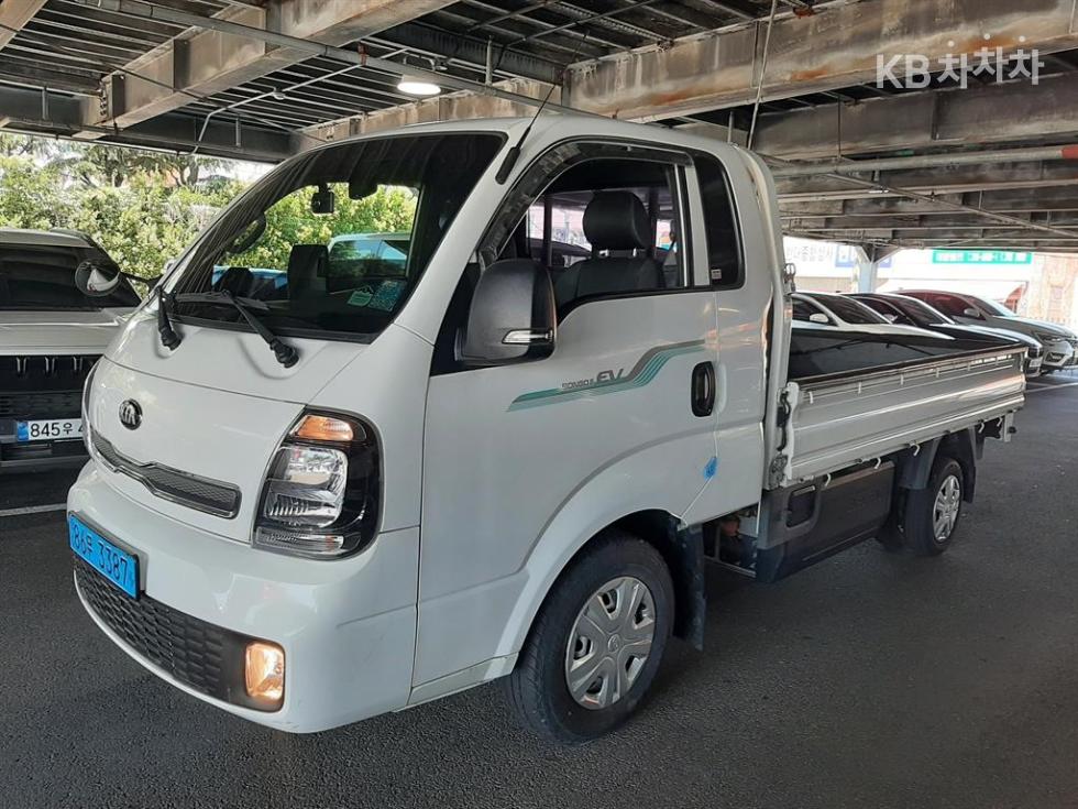 2021 - kia bongo iii