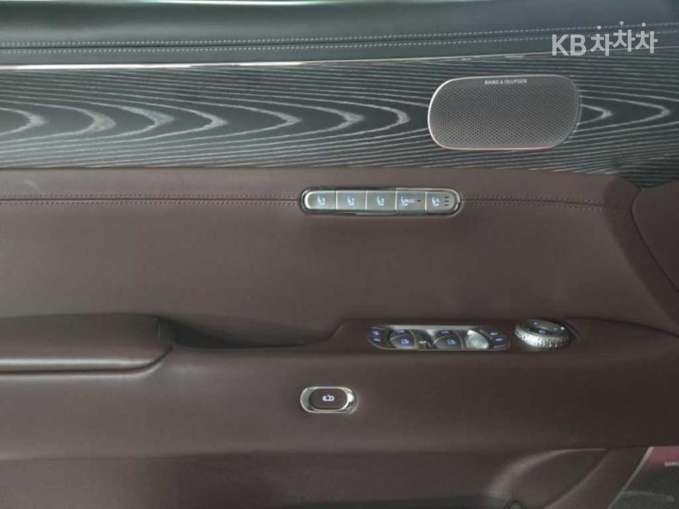 2022 Genesis G90(RS4) photo