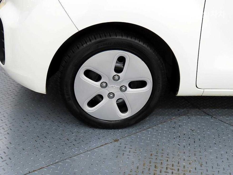 2022 - kia ray