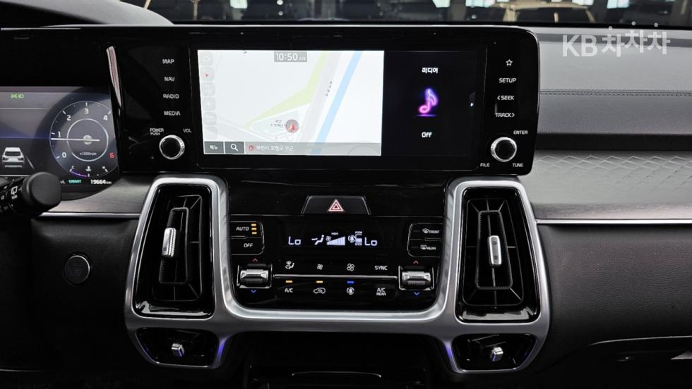 2023 - kia sorento