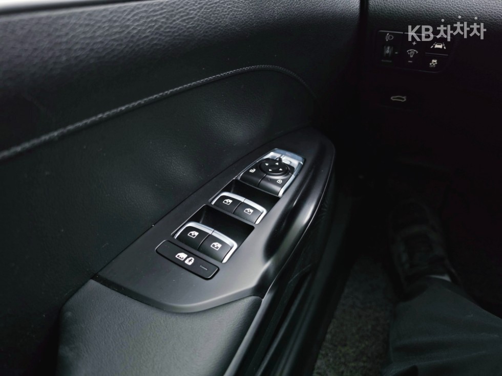 2021 - kia k5