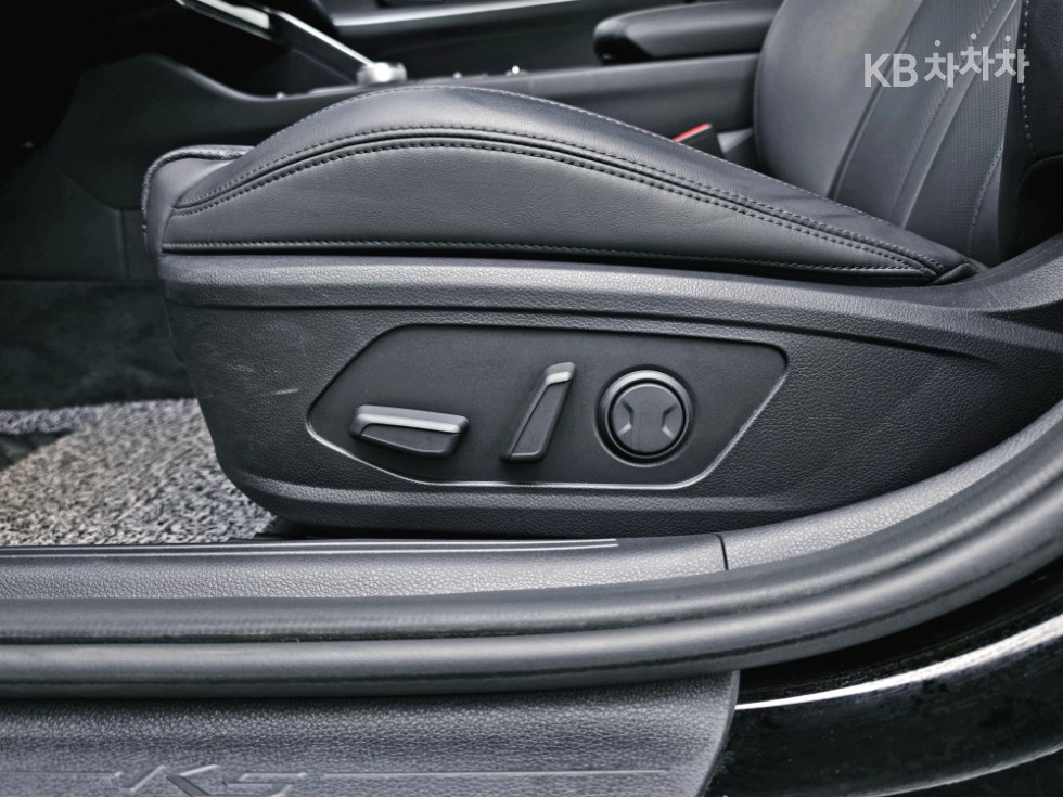 2021 - kia k5