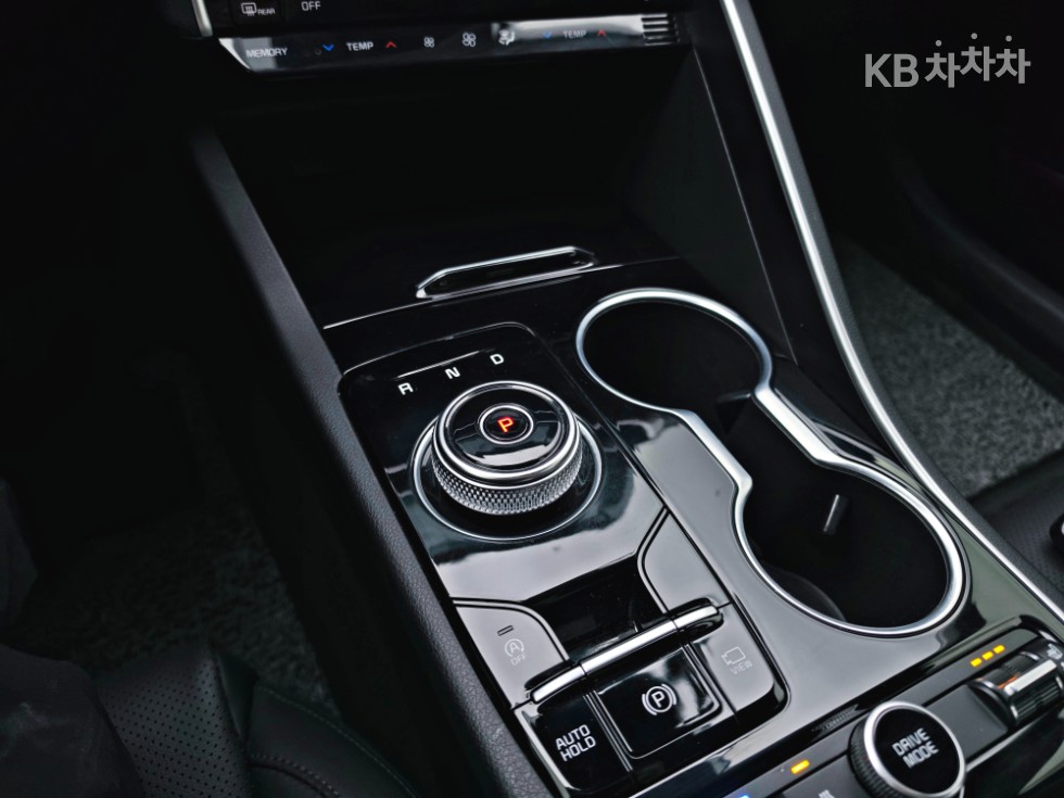 2021 - kia k5