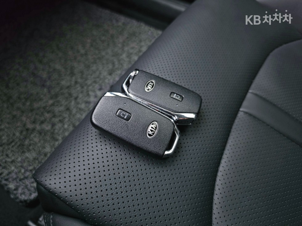 2021 - kia k5