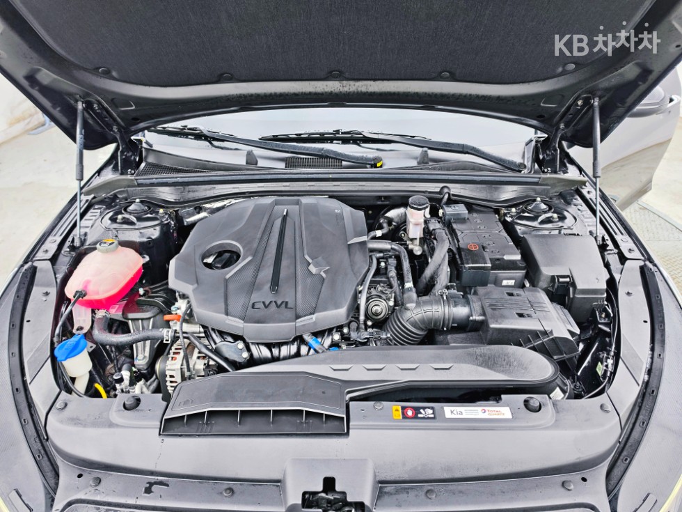 2021 - kia k5
