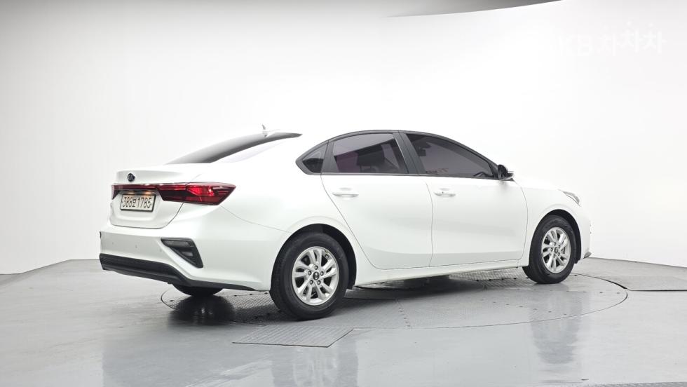2021 - kia k3