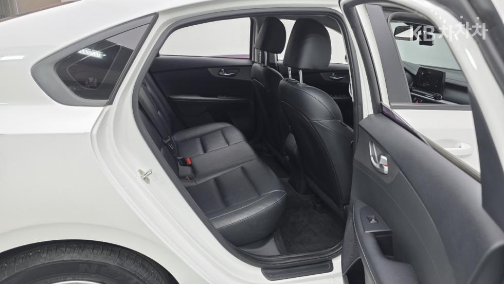 2021 - kia k3