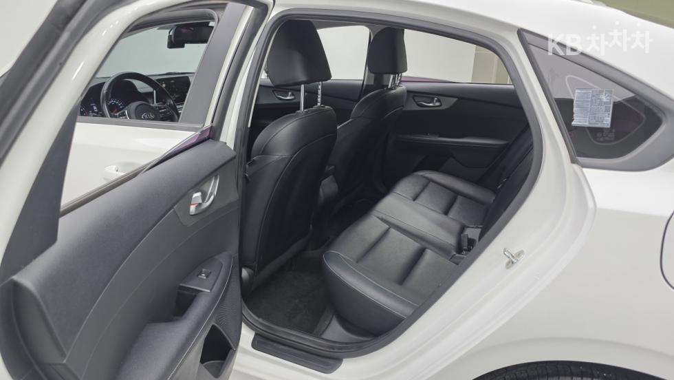 2021 - kia k3