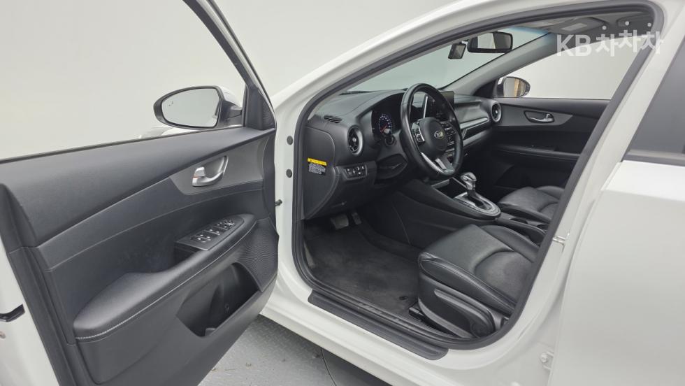 2021 - kia k3