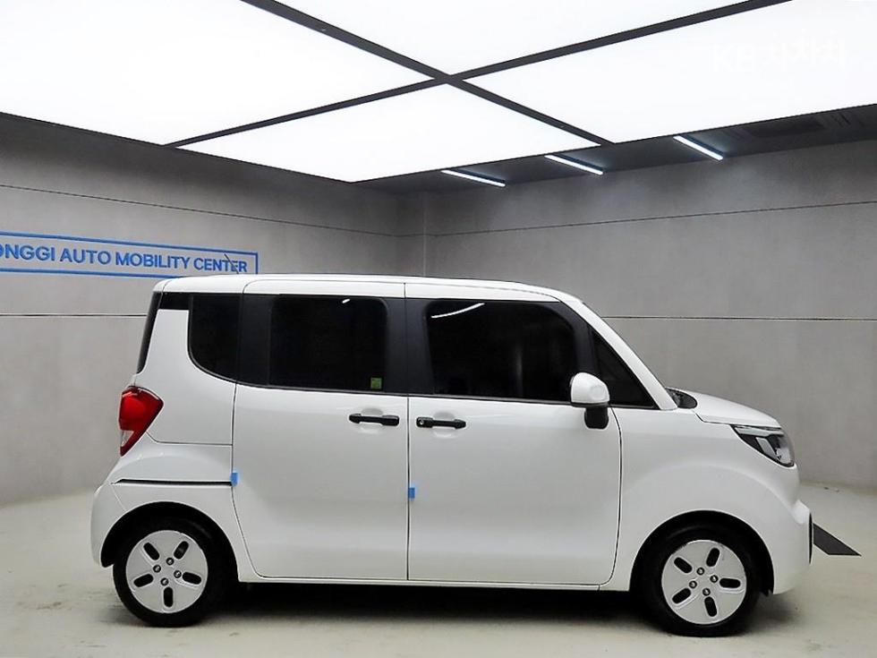 2022 - kia ray