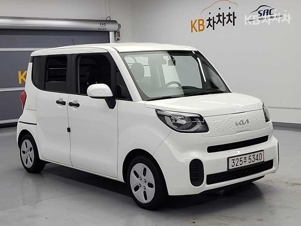 2022 - kia ray