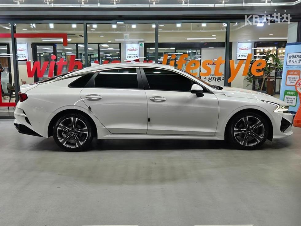 2020 - kia k5