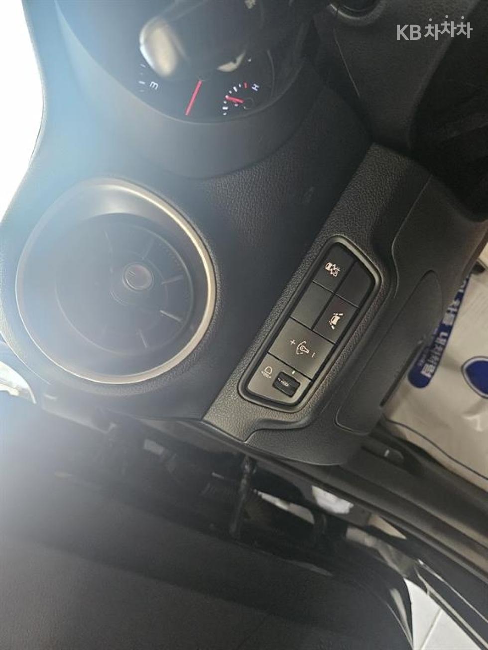2020 - kia k3