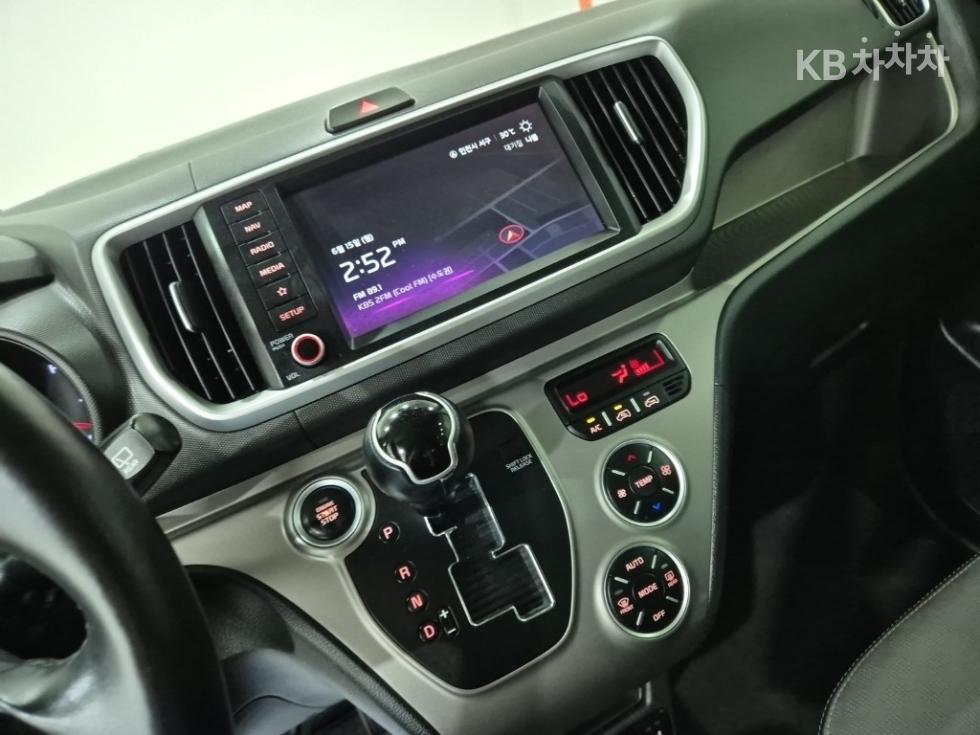 2022 - kia ray