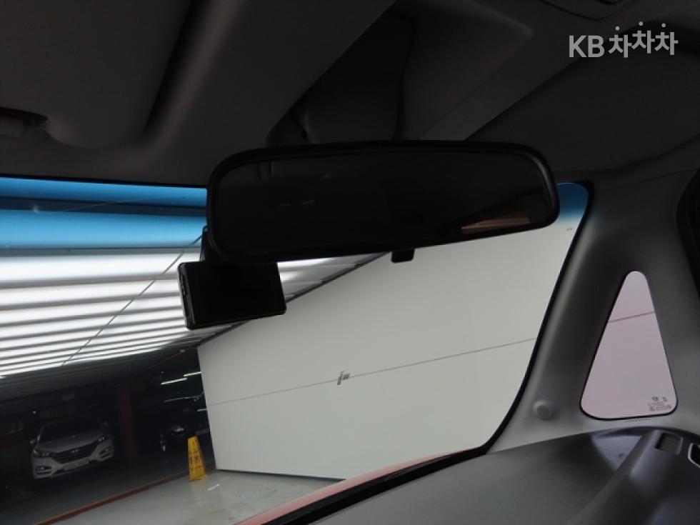 2018 - kia ray