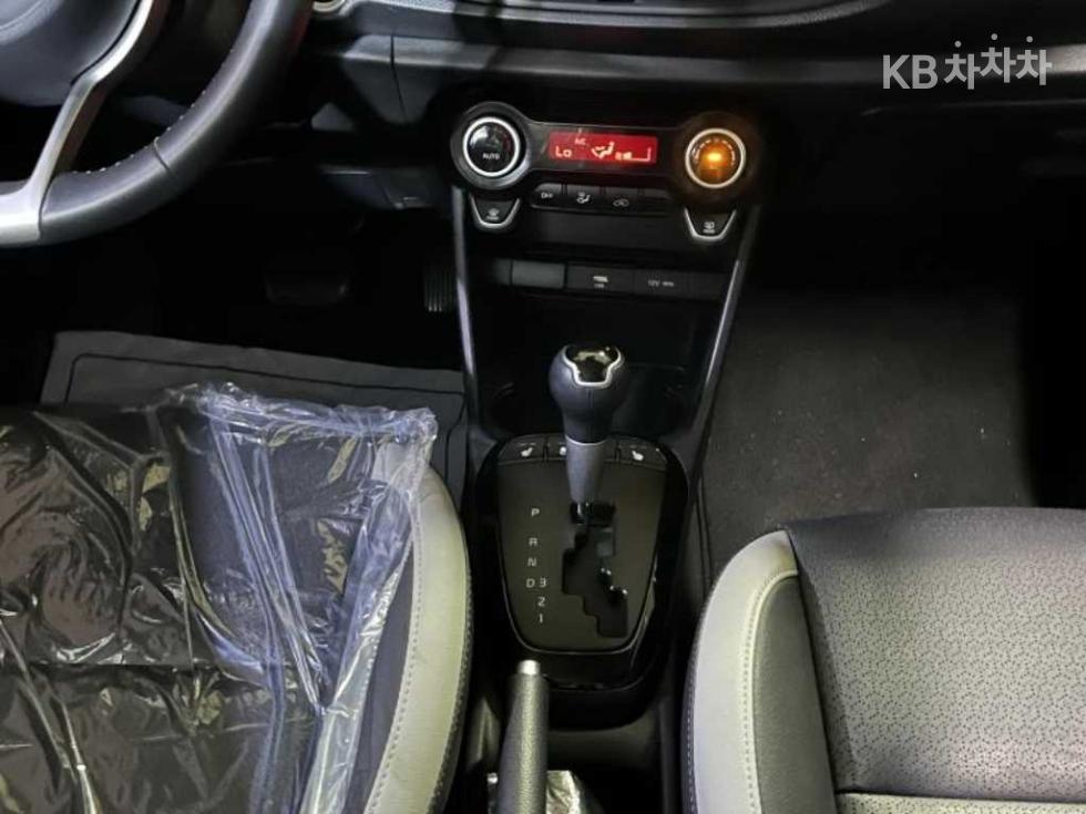 2021 - kia morning