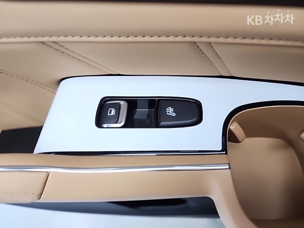 2023 - kia sorento