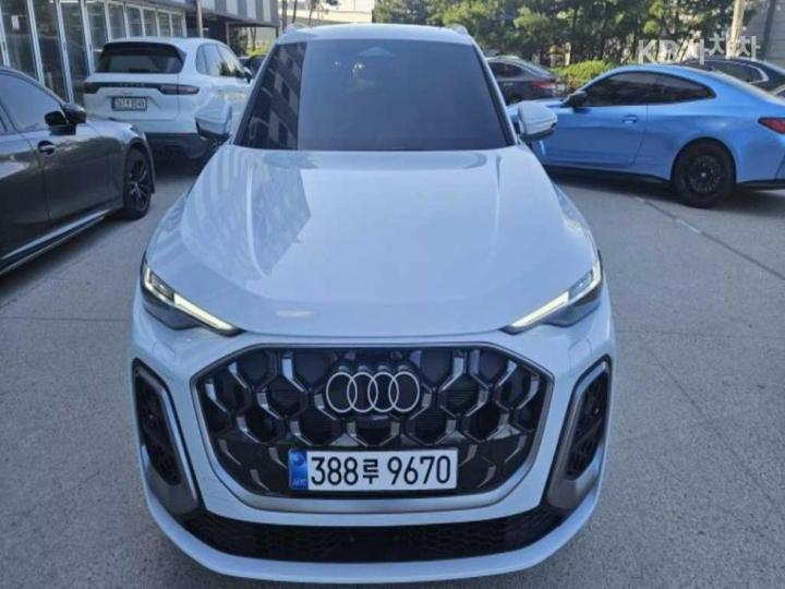 Audi Q5 FY 40 TFSI Quattro S-Line