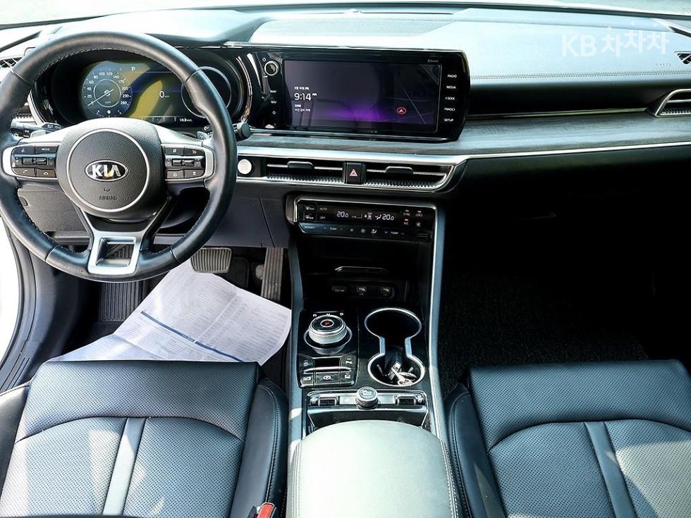 2021 - kia k5
