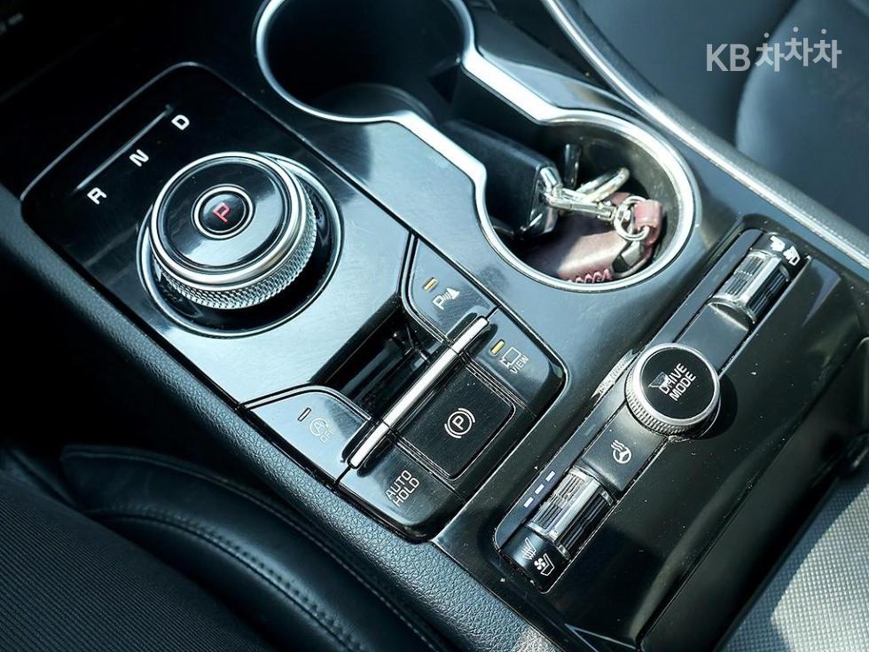 2021 - kia k5