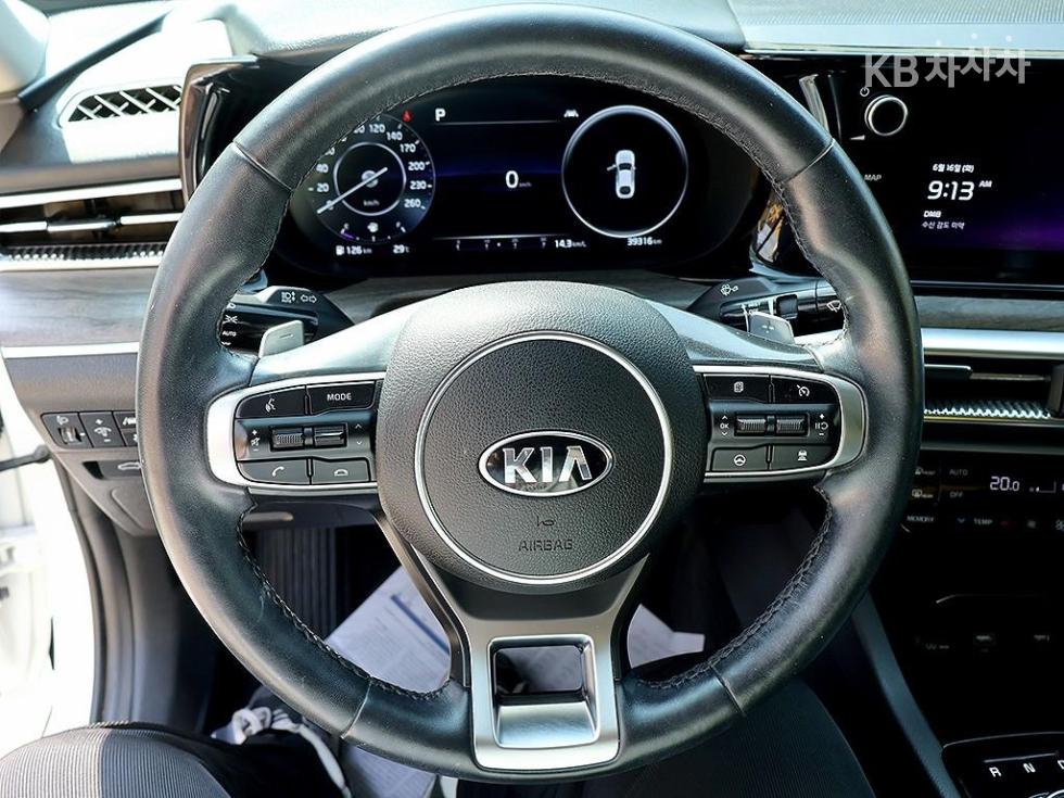 2021 - kia k5