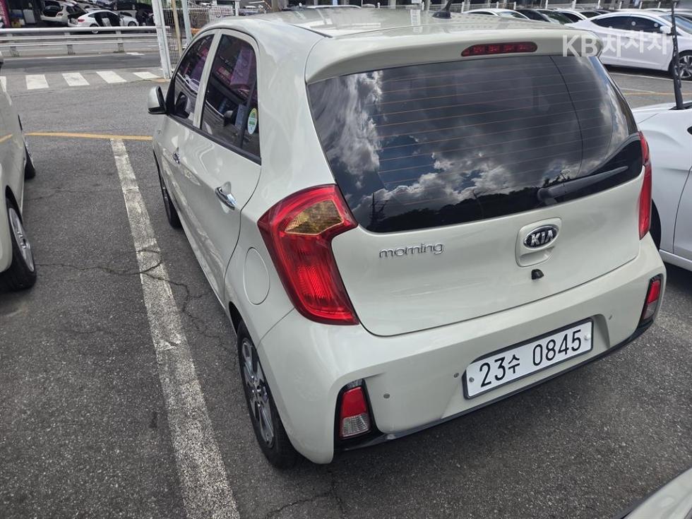 2016 - kia morning