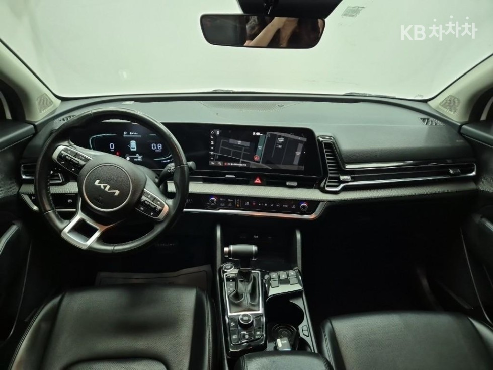 2022 - kia sportage