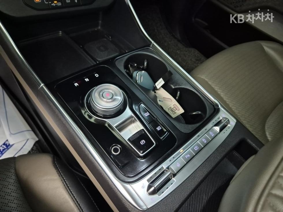 2024 - kia carnival