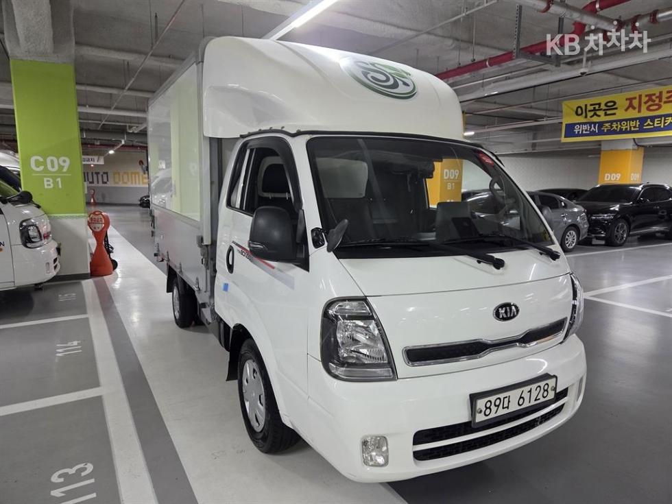 2022 - kia bongo iii
