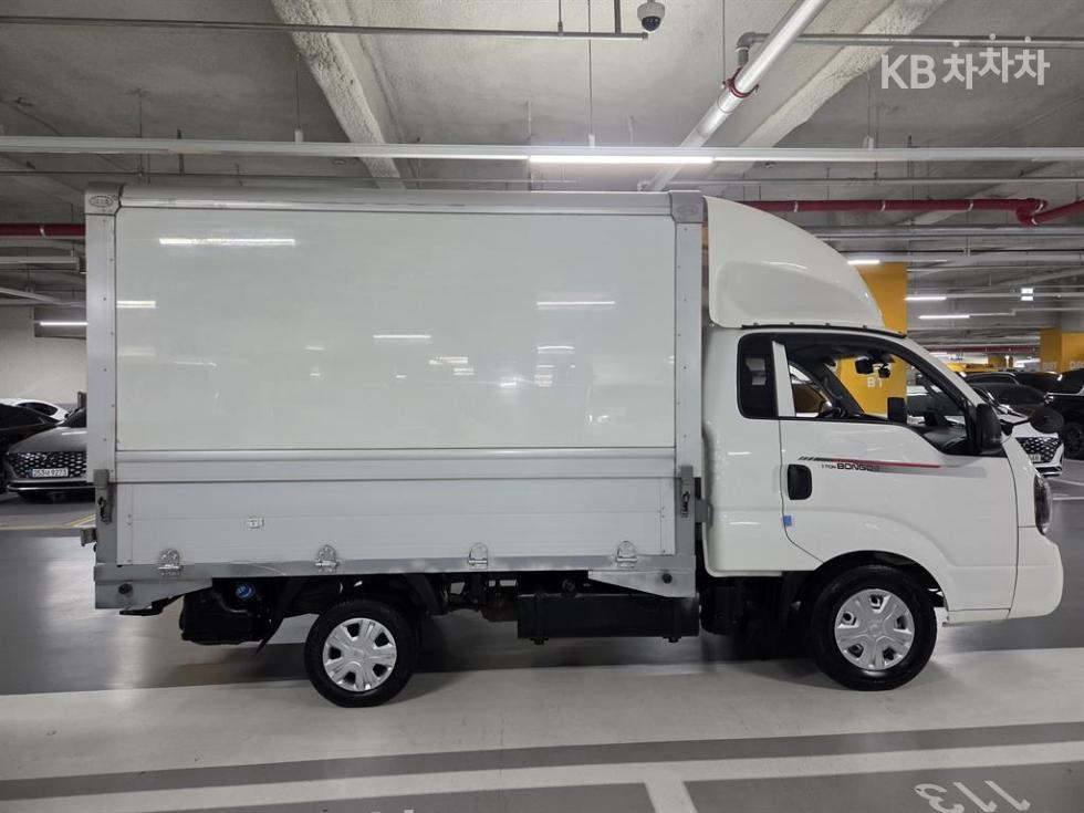 2022 - kia bongo iii