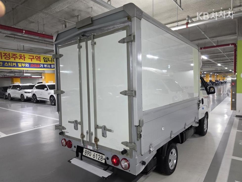 2022 - kia bongo iii