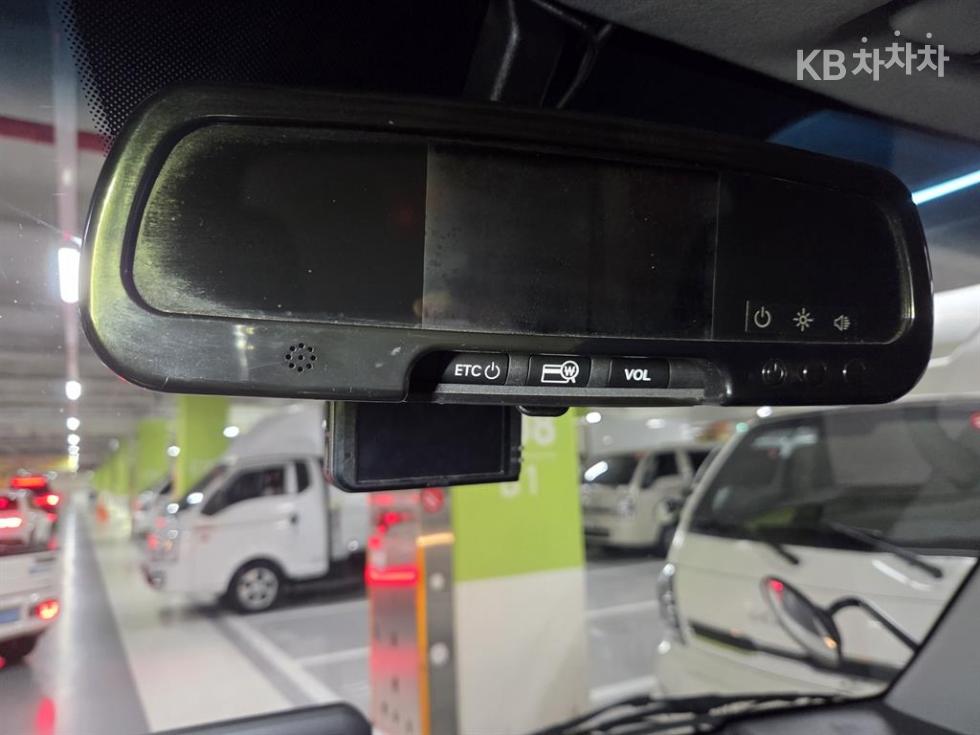 2022 - kia bongo iii